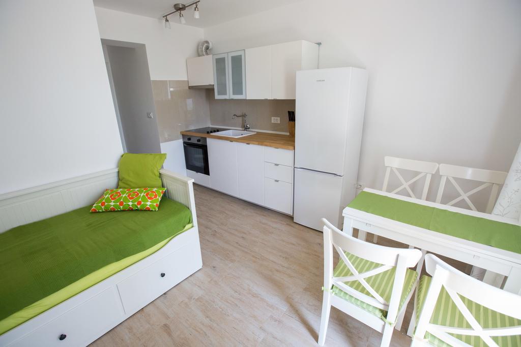 Apartments Irina Ičići Esterno foto