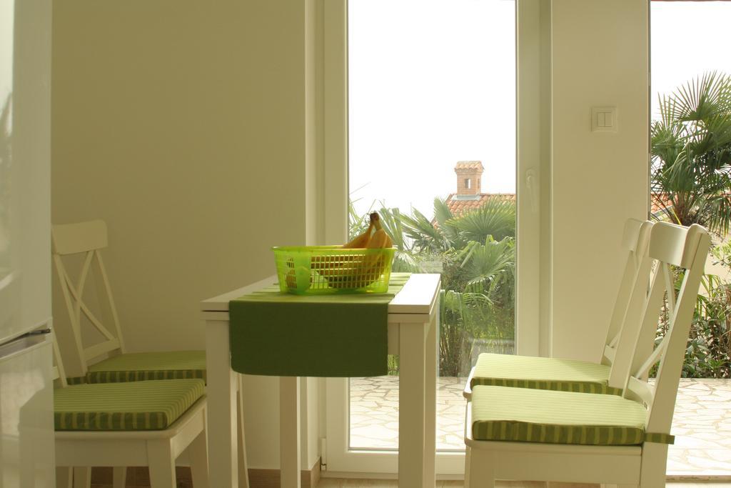 Apartments Irina Ičići Esterno foto